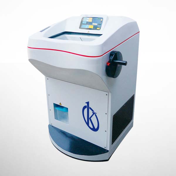How does a pathology lab work?
