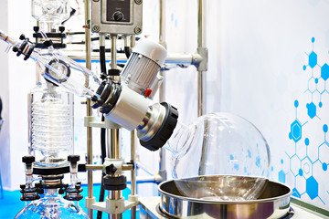 Why is it better to use a Rotary Evaporator to distil volatile liquids?